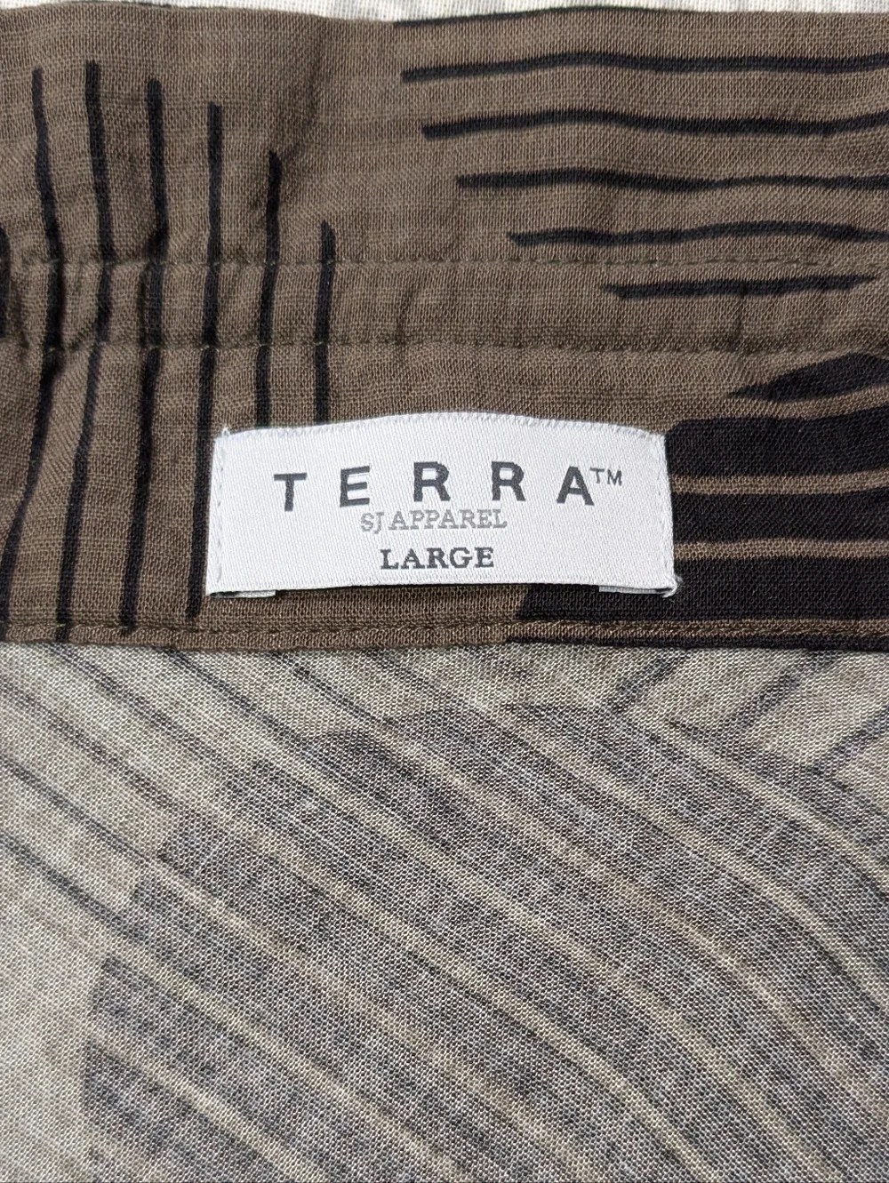 Terra SJ Apparel Large Stand Collar Half Button Shirt Art Deco 3/4 sleeve